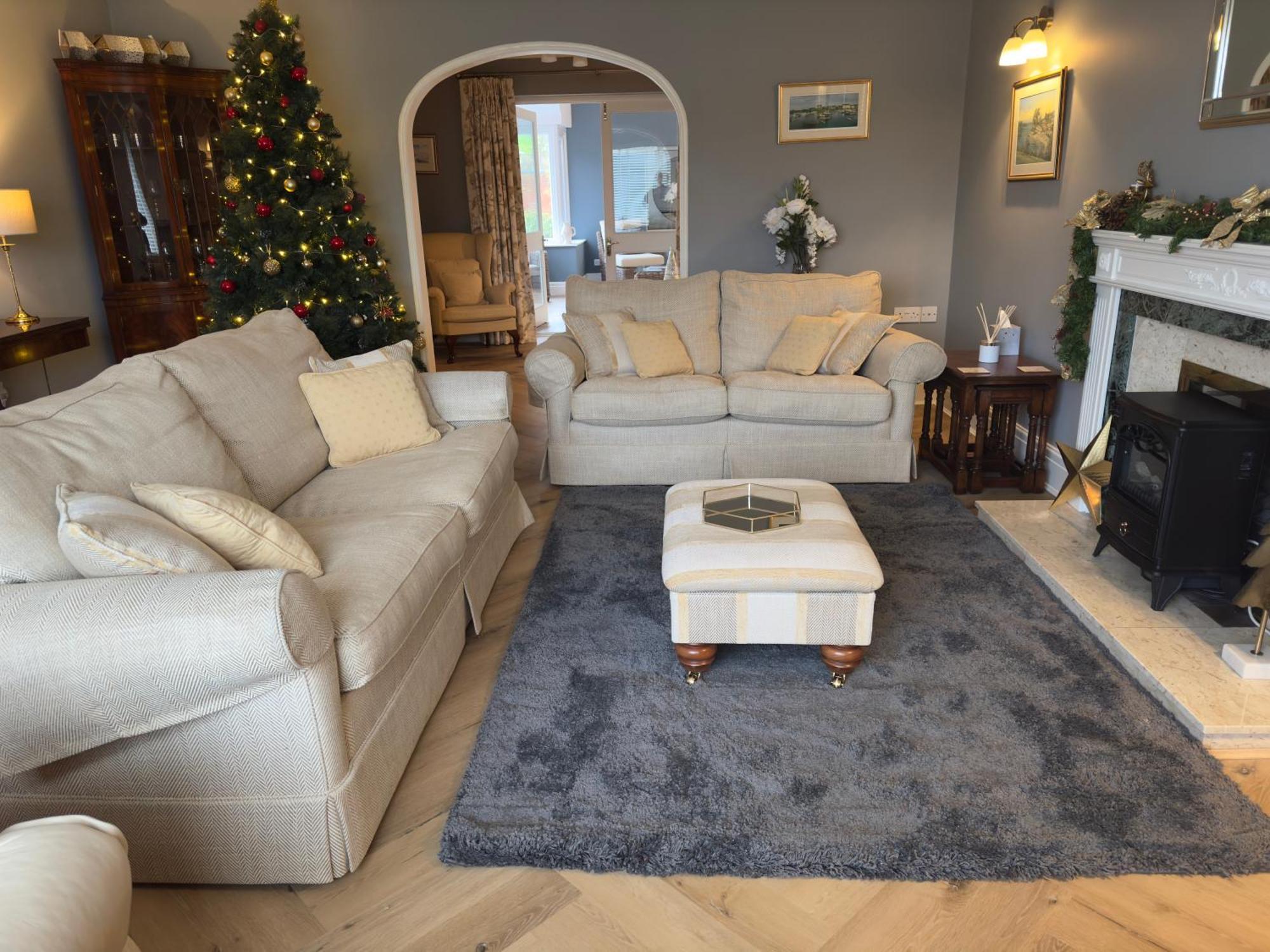 Vast, Elegant Home With Indoor Pool & Sauna Near Popular Golf Course Kington  Luaran gambar
