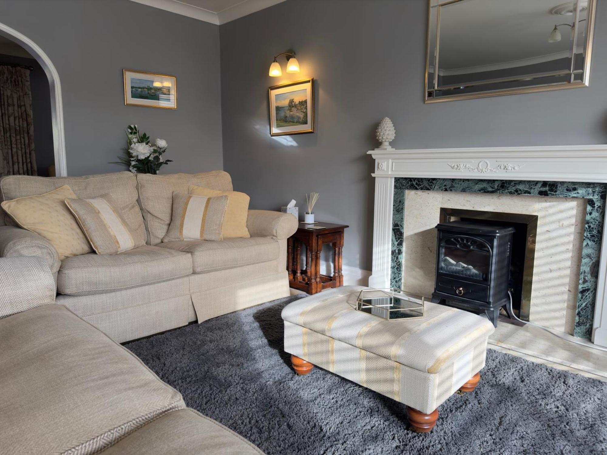 Vast, Elegant Home With Indoor Pool & Sauna Near Popular Golf Course Kington  Luaran gambar